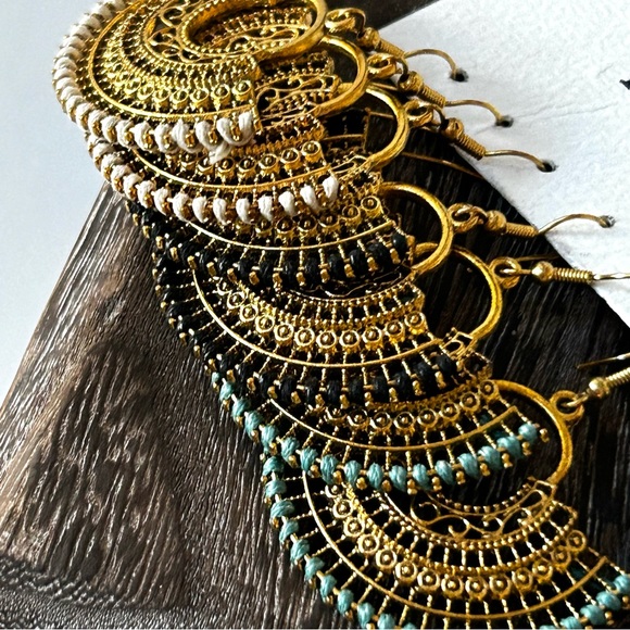 🏖️Beachy Bohemian Dangling Fan-Shaped Earrings. White, Turquoise or Black. - Picture 5 of 11